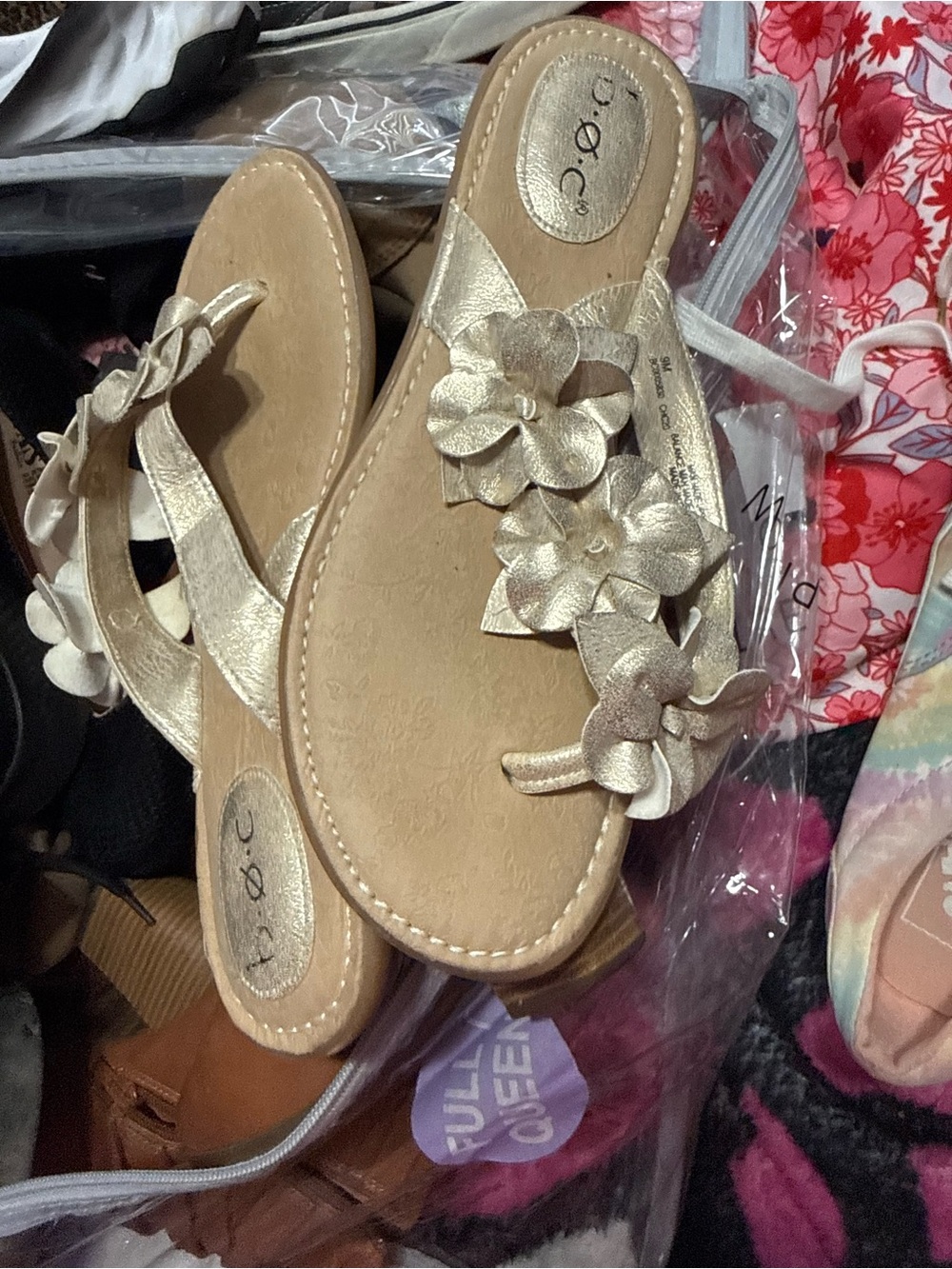 Metallic Gold Floral Thong Sandals for Women - Comfortable Slip-On